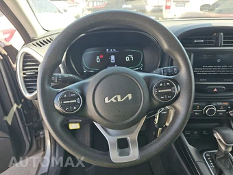 2023 Kia Soul LX - miniatura 10