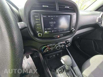 2023 Kia Soul LX - miniatura 10