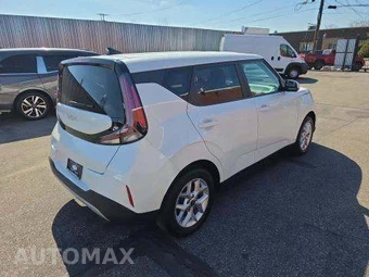 2023 Kia Soul LX - miniatura 3