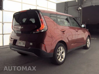 2023 Kia Soul LX - miniatura 4