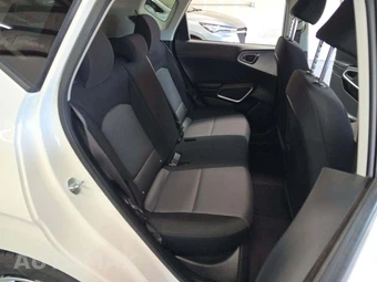 2023 Kia Soul LX - miniatura 13