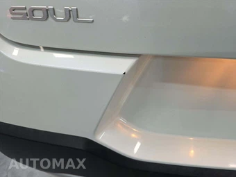 2023 Kia Soul LX - miniatura 18