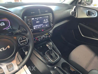 2023 Kia Soul LX - miniatura 7