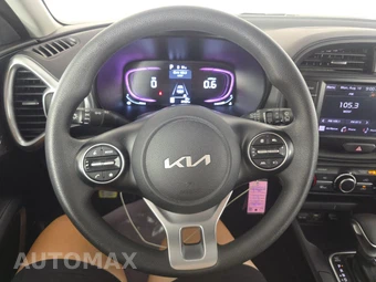 2023 Kia Soul LX - miniatura 10