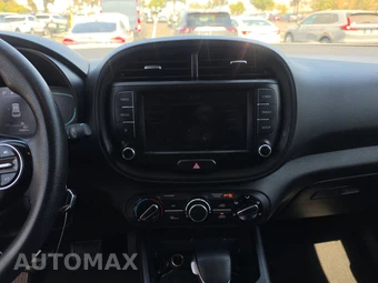 2023 Kia Soul LX - miniatura 11