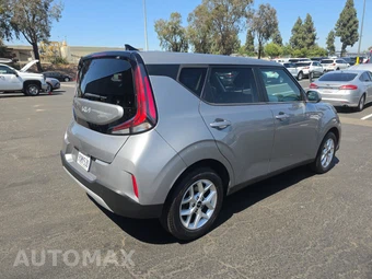 2023 Kia Soul LX - miniatura 4