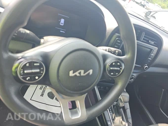 2023 Kia Soul LX - miniatura 10