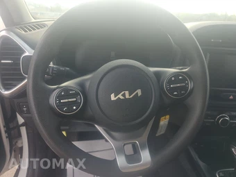 2023 Kia Soul LX - miniatura 10