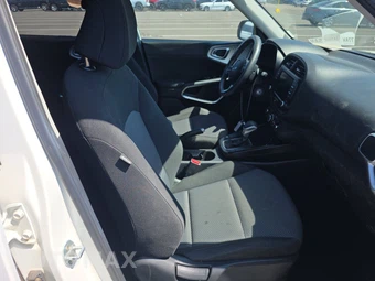 2023 Kia Soul LX - miniatura 8