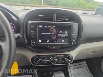 2023 Kia Soul LX - miniatura 26