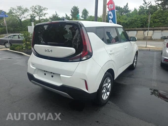 2023 Kia Soul LX - miniatura 4