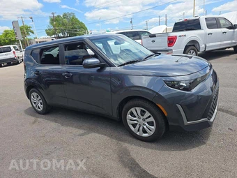 2023 Kia Soul LX - miniatura 4