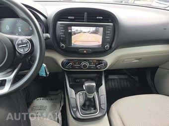 2023 Kia Soul LX - miniatura 10