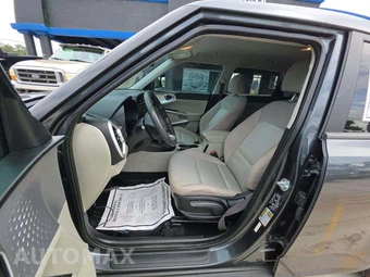 2023 Kia Soul LX - miniatura 6