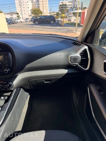 2023 Kia Soul LX - miniatura 21