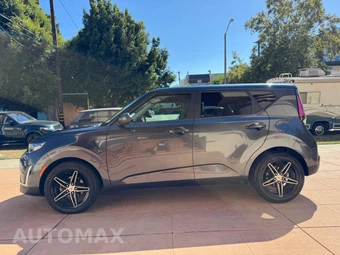 2023 Kia Soul LX - miniatura 4