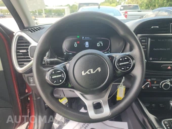 2023 Kia Soul LX - miniatura 10
