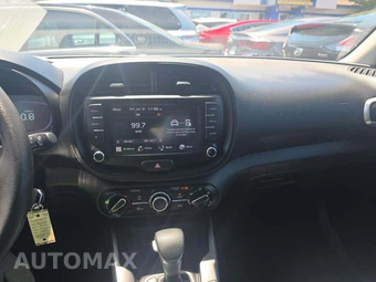 2023 Kia Soul LX - miniatura 10