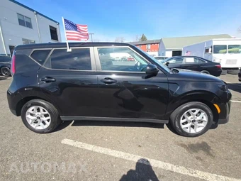 2023 Kia Soul LX - miniatura 5