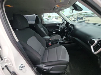 2023 Kia Soul LX - miniatura 8