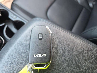 2023 Kia Sportage EX - miniatura 5