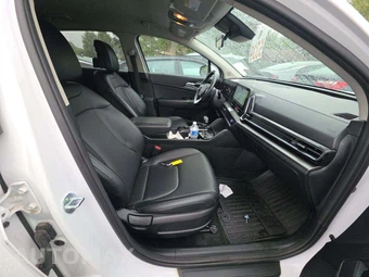 2023 Kia Sportage EX - miniatura 18