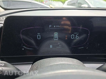 2023 Kia Sportage EX – miniatura 9