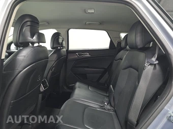 2023 Kia Sportage EX - miniatura 13