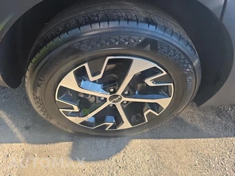 2023 Kia Sportage EX - miniatura 10