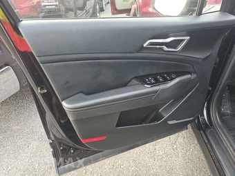 2023 Kia Sportage Hybrid EX - miniatura 9