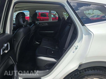 2023 Kia Sportage Hybrid EX - miniatura 10
