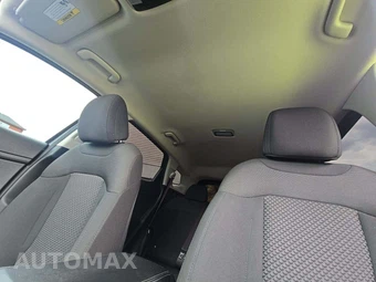 2023 Kia Sportage Hybrid LX - miniatura 8