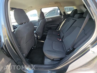 2023 Kia Sportage LX – miniatura 13