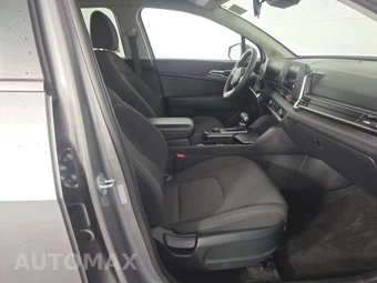 2023 Kia Sportage LX - miniatura 8