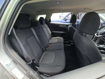 2023 Kia Sportage LX - miniatura 16