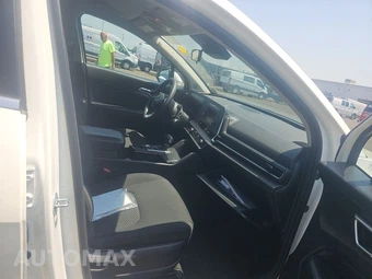 2023 Kia Sportage LX - miniatura 8