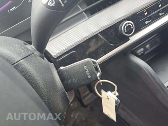 2023 Kia Sportage LX - miniatura 8
