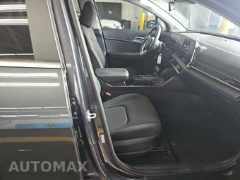 2023 Kia Sportage LX - miniatura 8