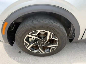 2023 Kia Sportage LX - miniatura 18