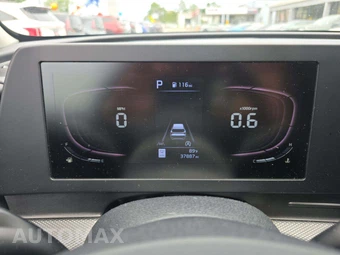 2023 Kia Sportage LX - miniatura 9