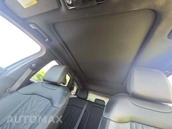 2023 Kia Sportage Plug-In Hybrid X-Line - miniatura 11