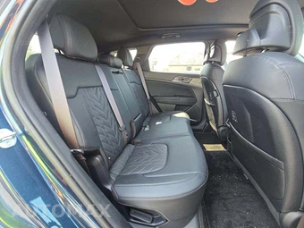 2023 Kia Sportage Plug-In Hybrid X-Line - miniatura 16