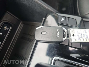 2023 Kia Sportage SX - miniatura 8