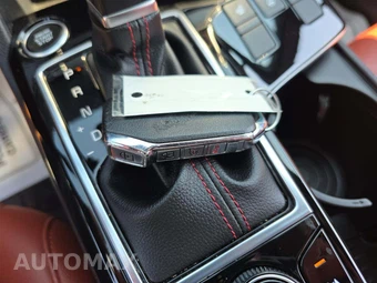 2023 Kia Sportage SX - miniatura 8