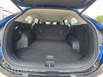 2023 Kia Sportage SX-Prestige - miniatura 11