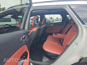 2023 Kia Sportage SX-Prestige - miniatura 10