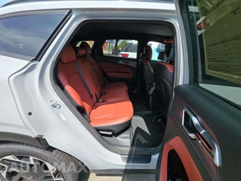 2023 Kia Sportage SX-Prestige - miniatura 16