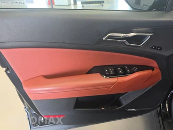 2023 Kia Sportage SX-Prestige - miniatura 9