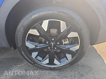 2023 Kia Sportage X-Line - miniatura 11