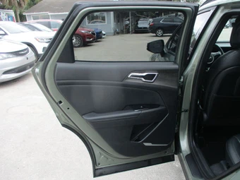 2023 Kia Sportage X-Line - miniatura 13